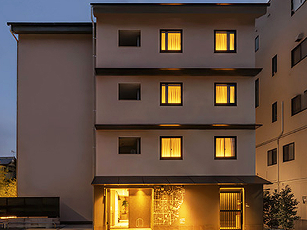 hotel anddoggy京都二条の写真